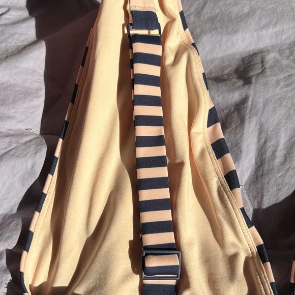 NWT Aerie deep V plunge striped one piece swim suit in navy blue & blush pink - Picture 6 of 11